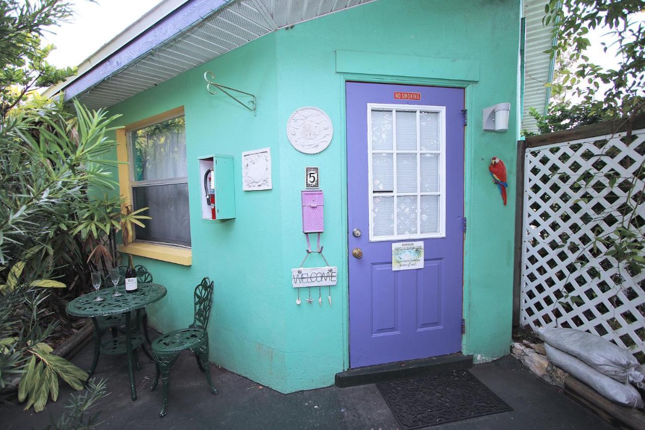 Affordable Beach Condos - One Bedroom Dlx Condos St. Pete Beach Exterior foto