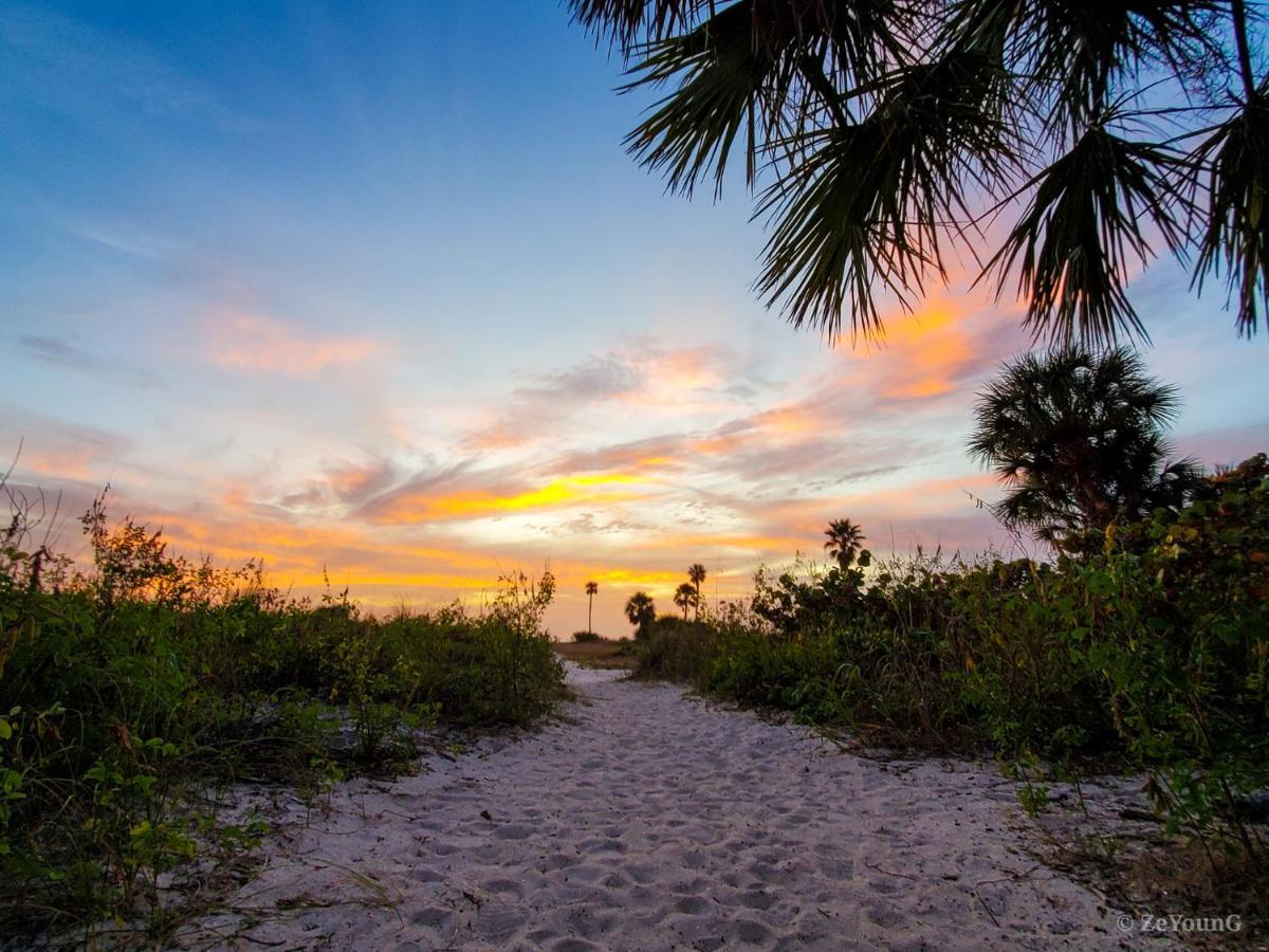 Affordable Beach Condos - One Bedroom Dlx Condos St. Pete Beach Exterior foto