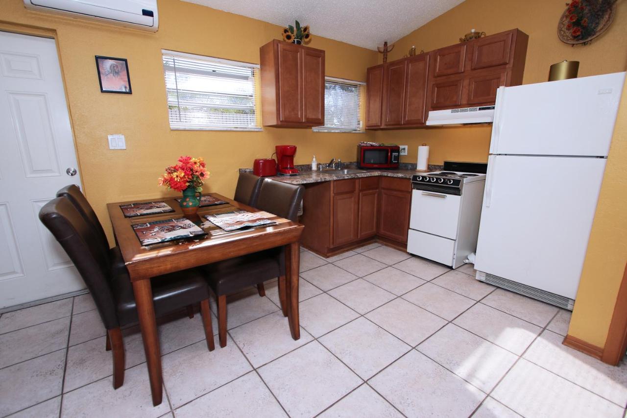 Affordable Beach Condos - One Bedroom Dlx Condos St. Pete Beach Exterior foto